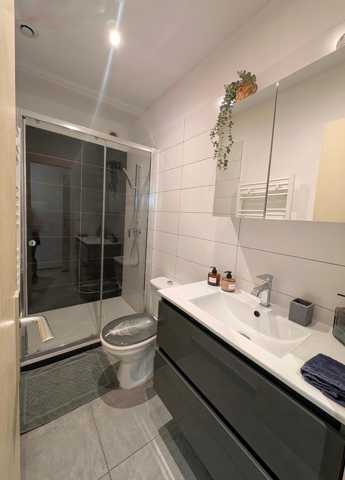 Appartement L'Instant Sorgue à LʼIsle-sur-la-Sorgue Extérieur photo